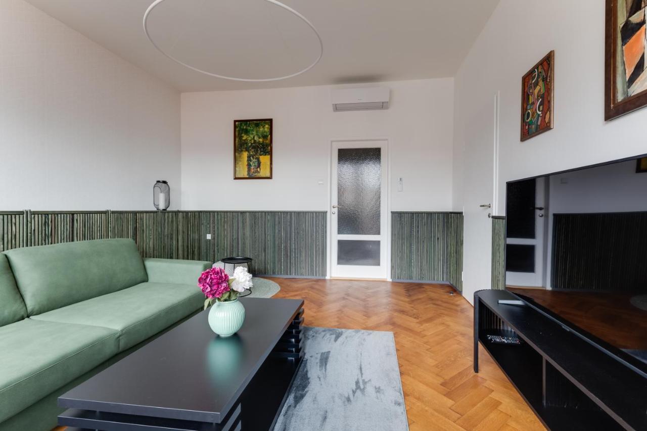 Apartment Petrska Praha Bagian luar foto